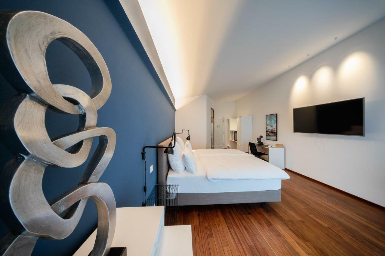 Hotel Motelplushotel Biggeseefront